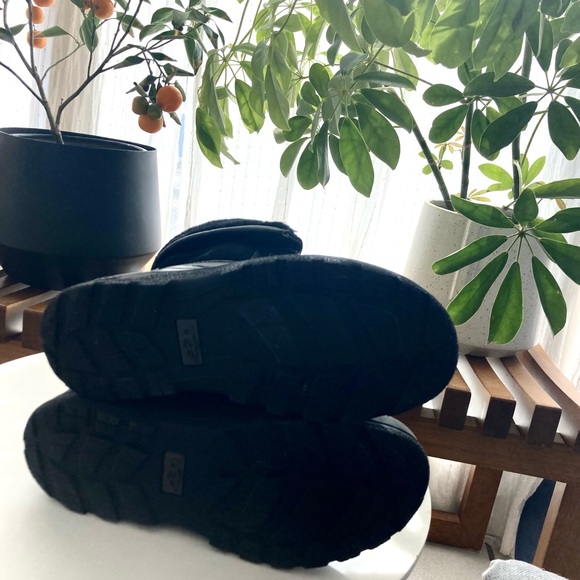 UGG Butte II CWR Snow Boot - Picture 6 of 8